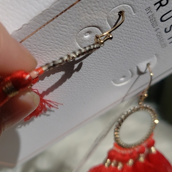 RUSH by Denis & Charles Tassel red earrings - Picture 3 of 4